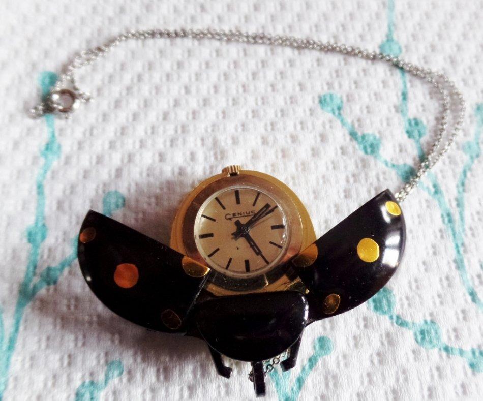 Jufrex ladybug pendant online watch